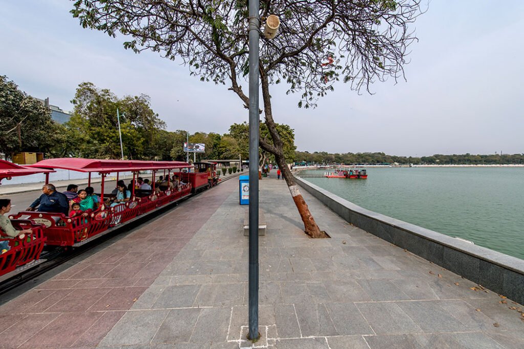 kankaria lake

