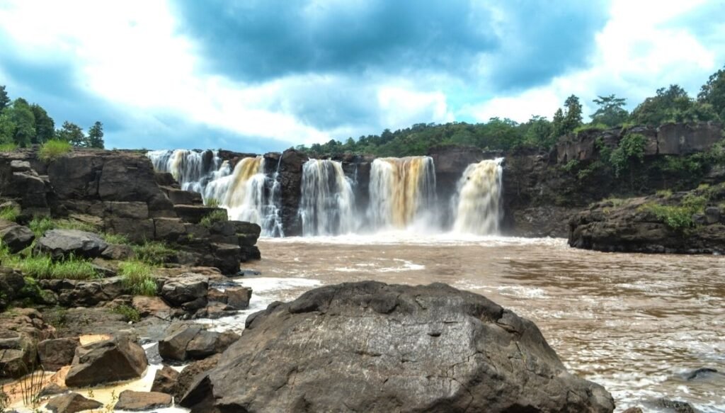 Gira Waterfall