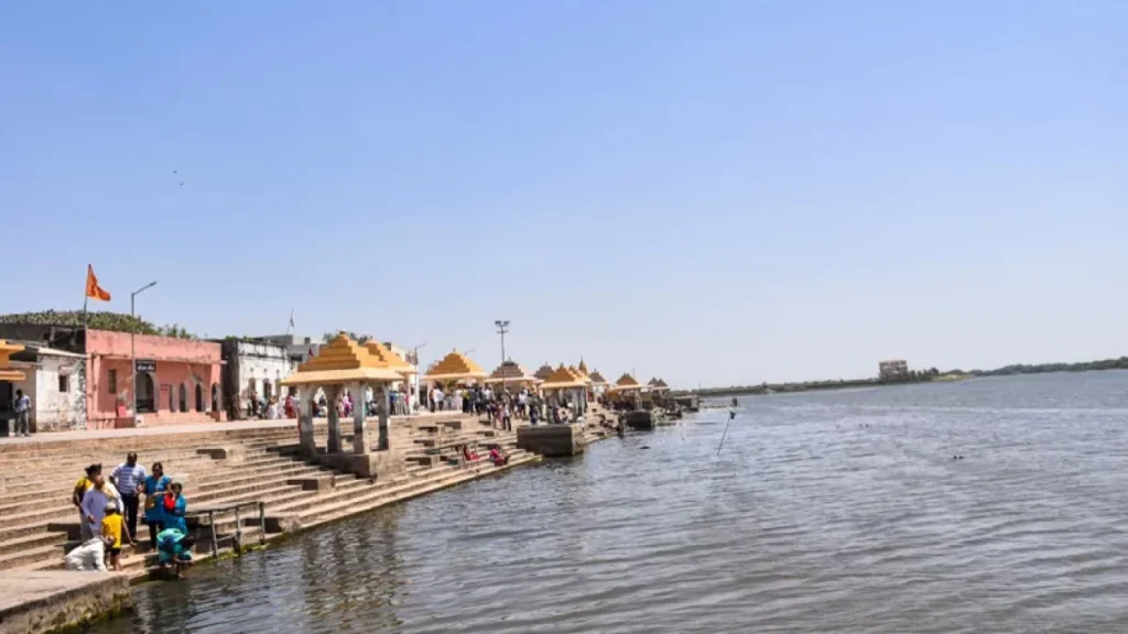 Triveni-Ghat